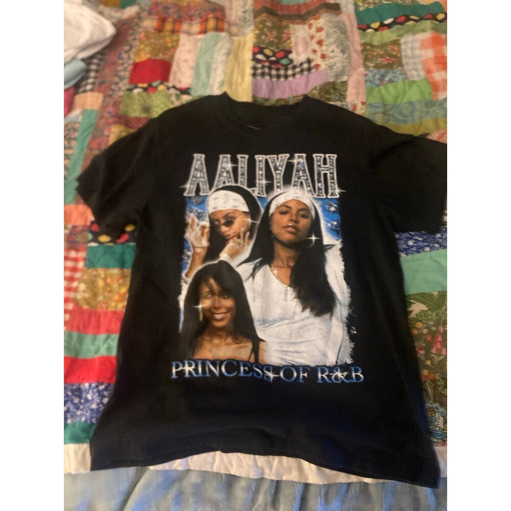 Vintage Style Aaliyah Princess of R&B Graphic T-Shirt Black Medium M